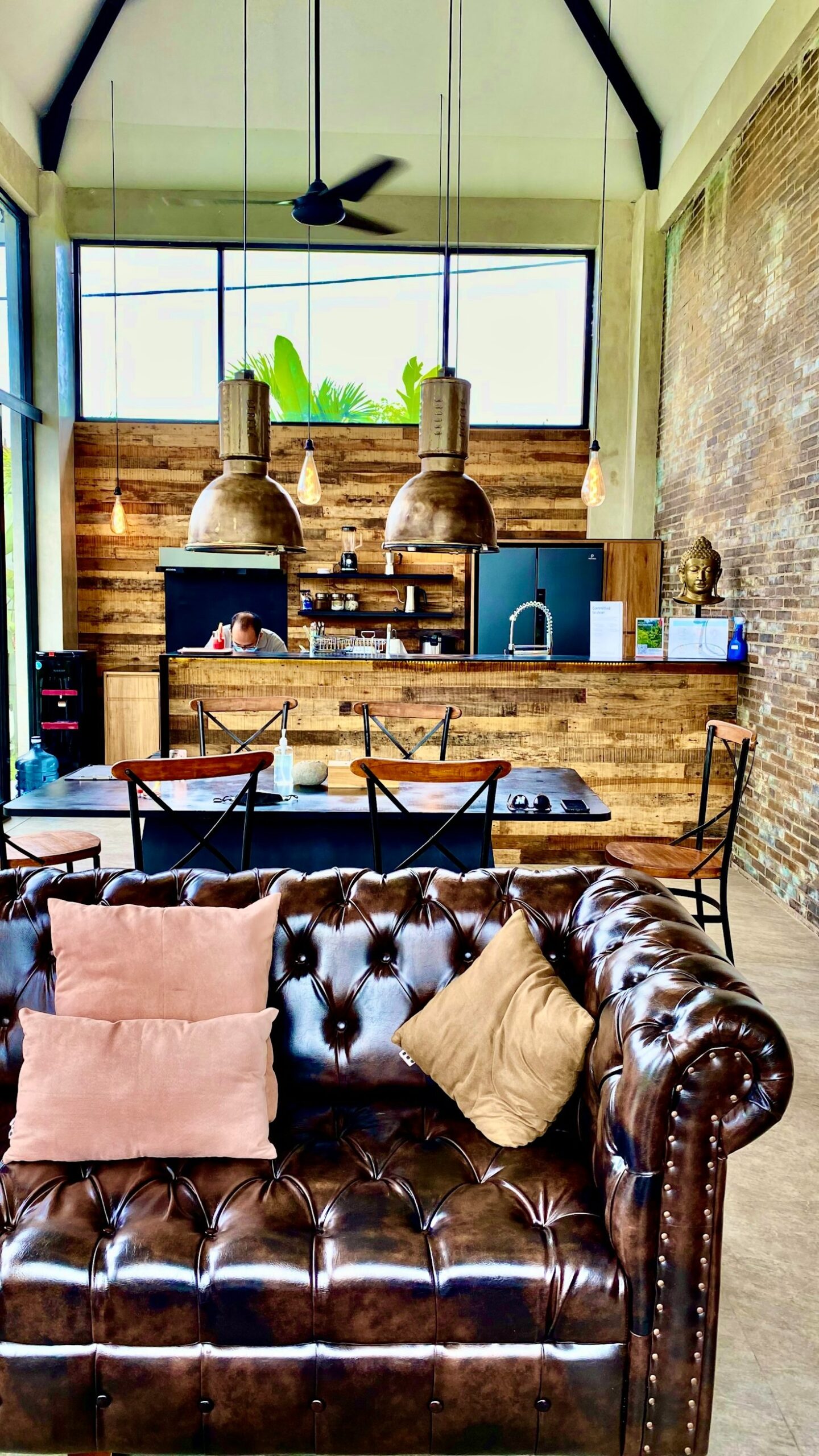 Bagaimana Quens LA Memastikan Kepuasan Pelanggan